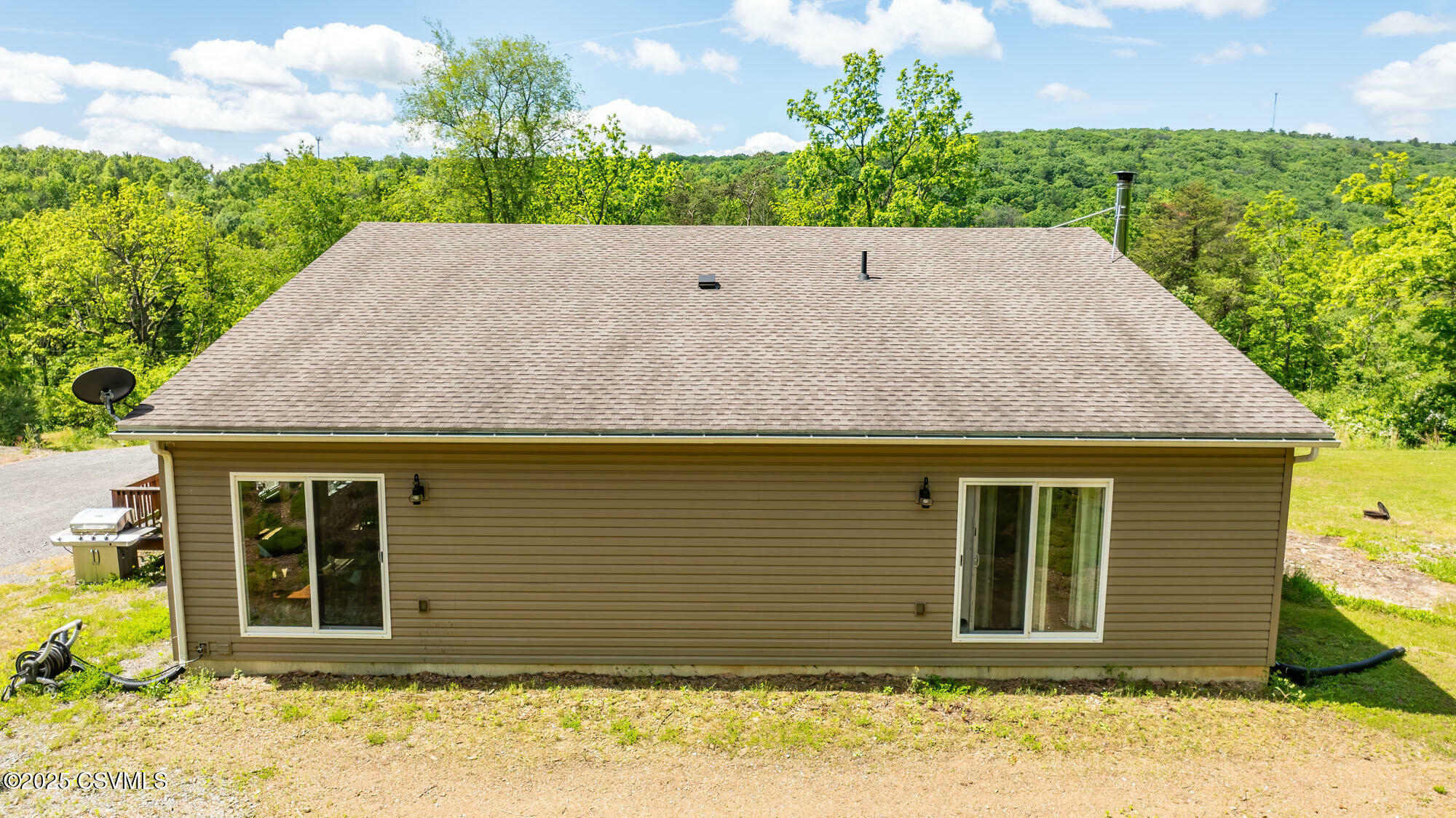 Property Photo: 901 Summit Road PA 17842