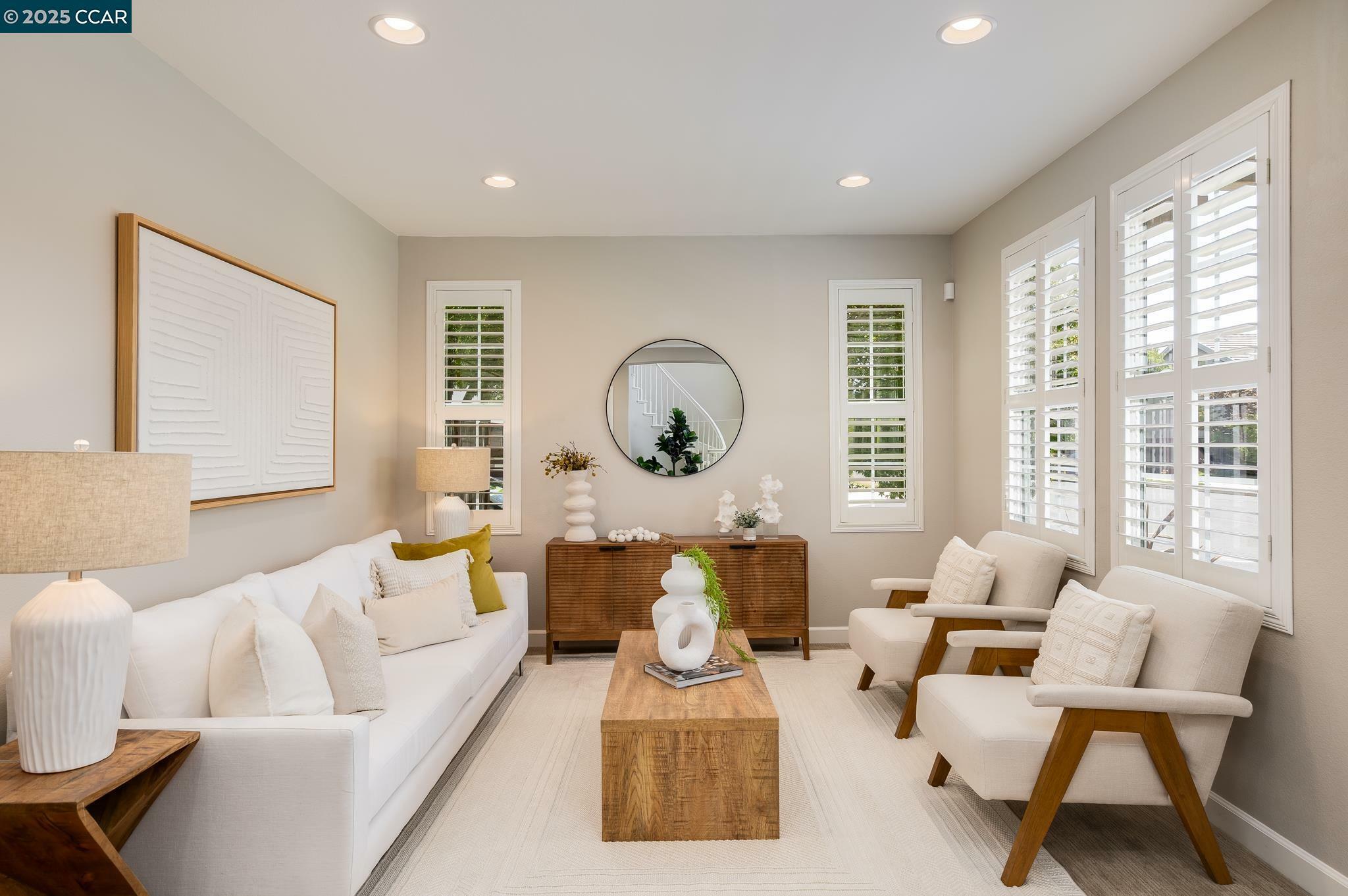 Property Photo:  3869 Sunrose Rd  CA 94582 
