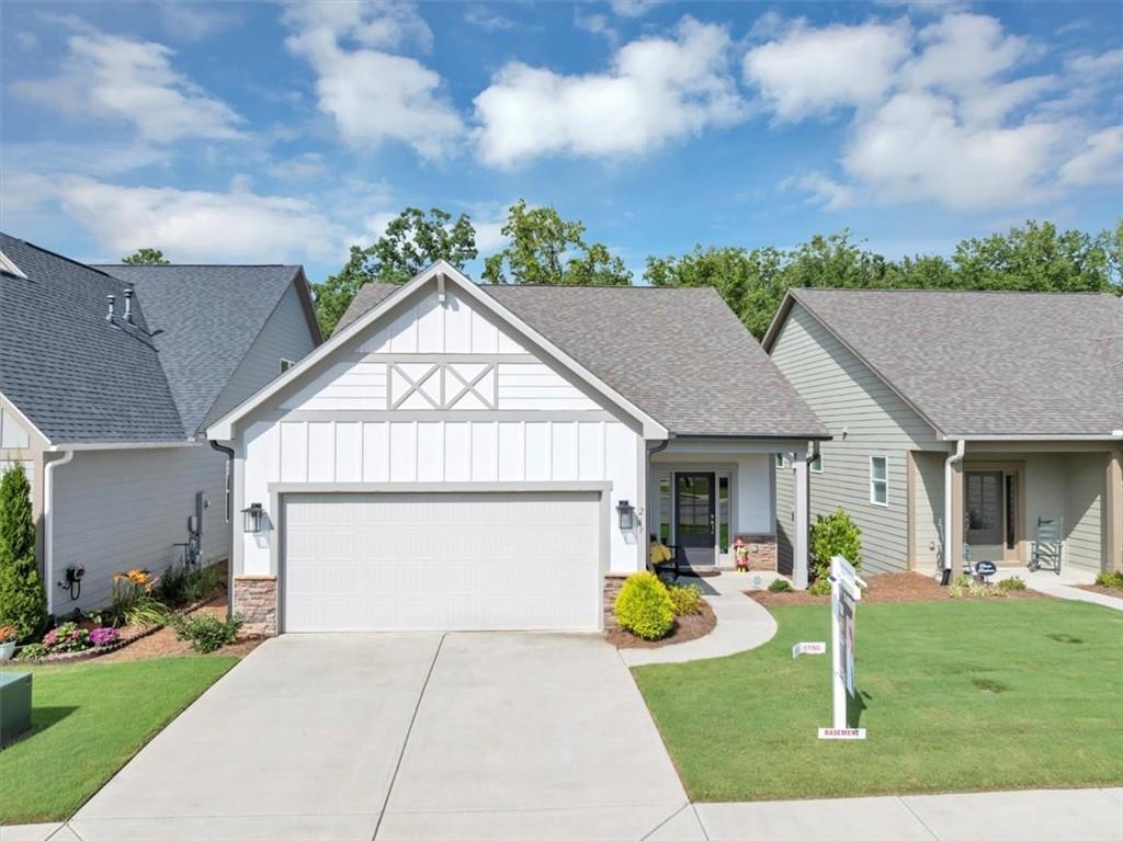 Property Photo:  269 Grand Circle  GA 30143 