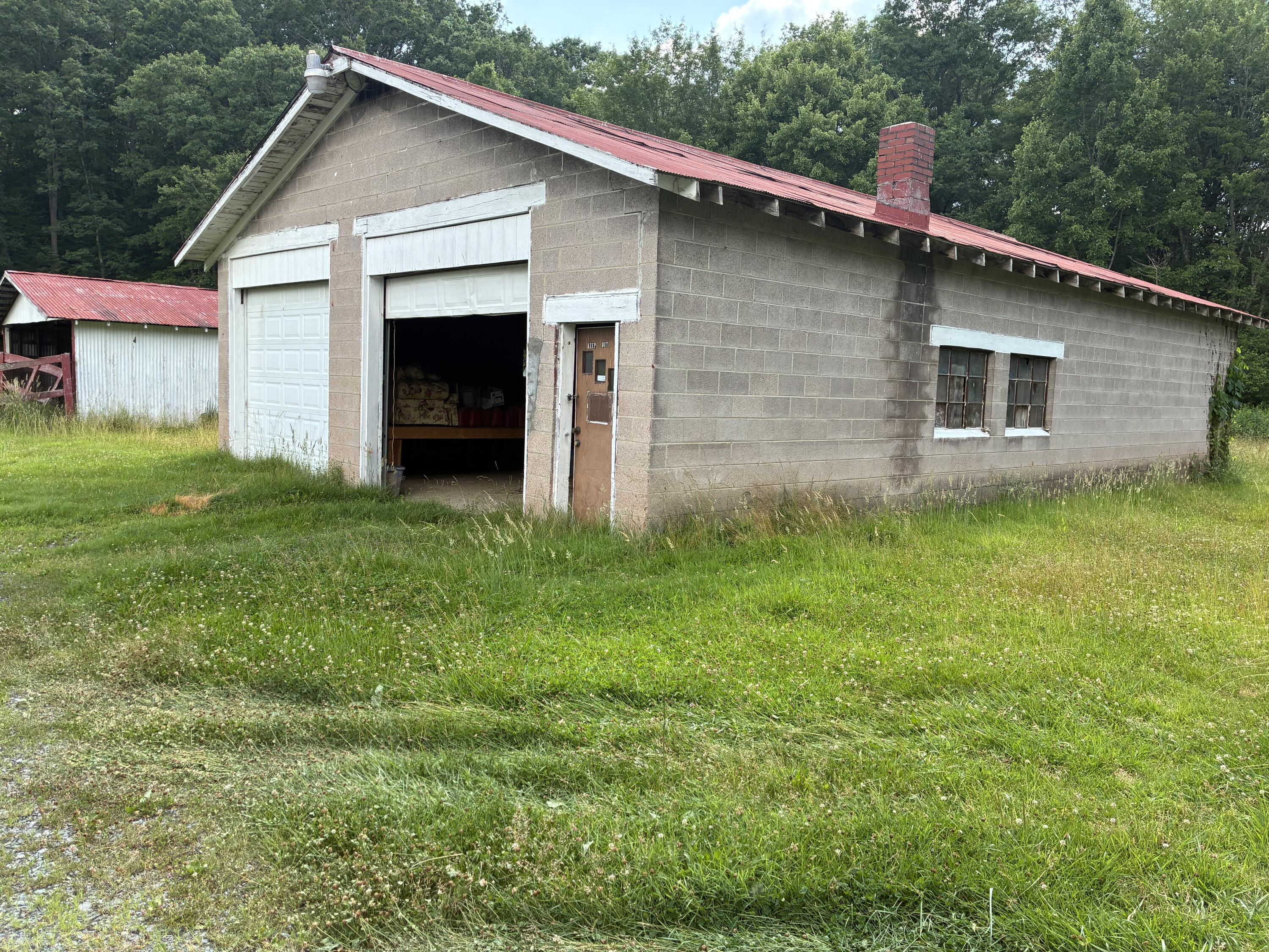 Property Photo: 265 Old Pike Rd WV 24977
