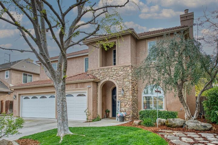 Property Photo: 4626 N Arrow Ridge Way CA 93619