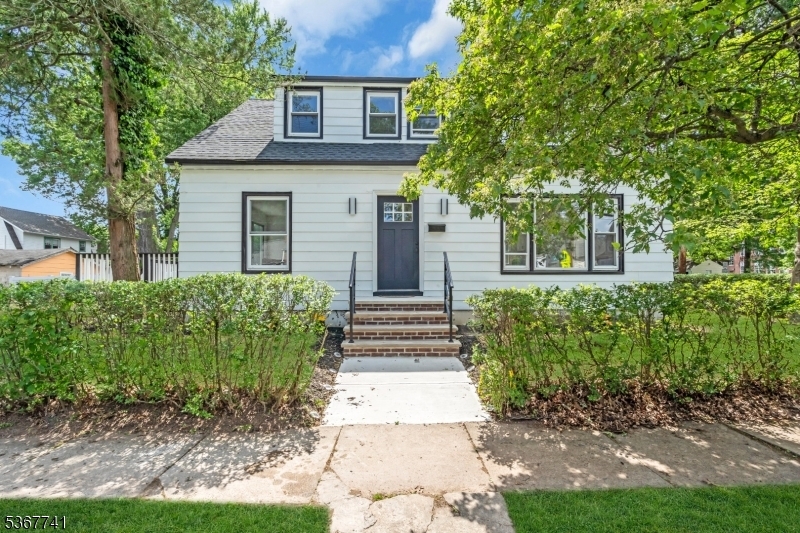 Property Photo:  132 Garfield Pl  NJ 07040 