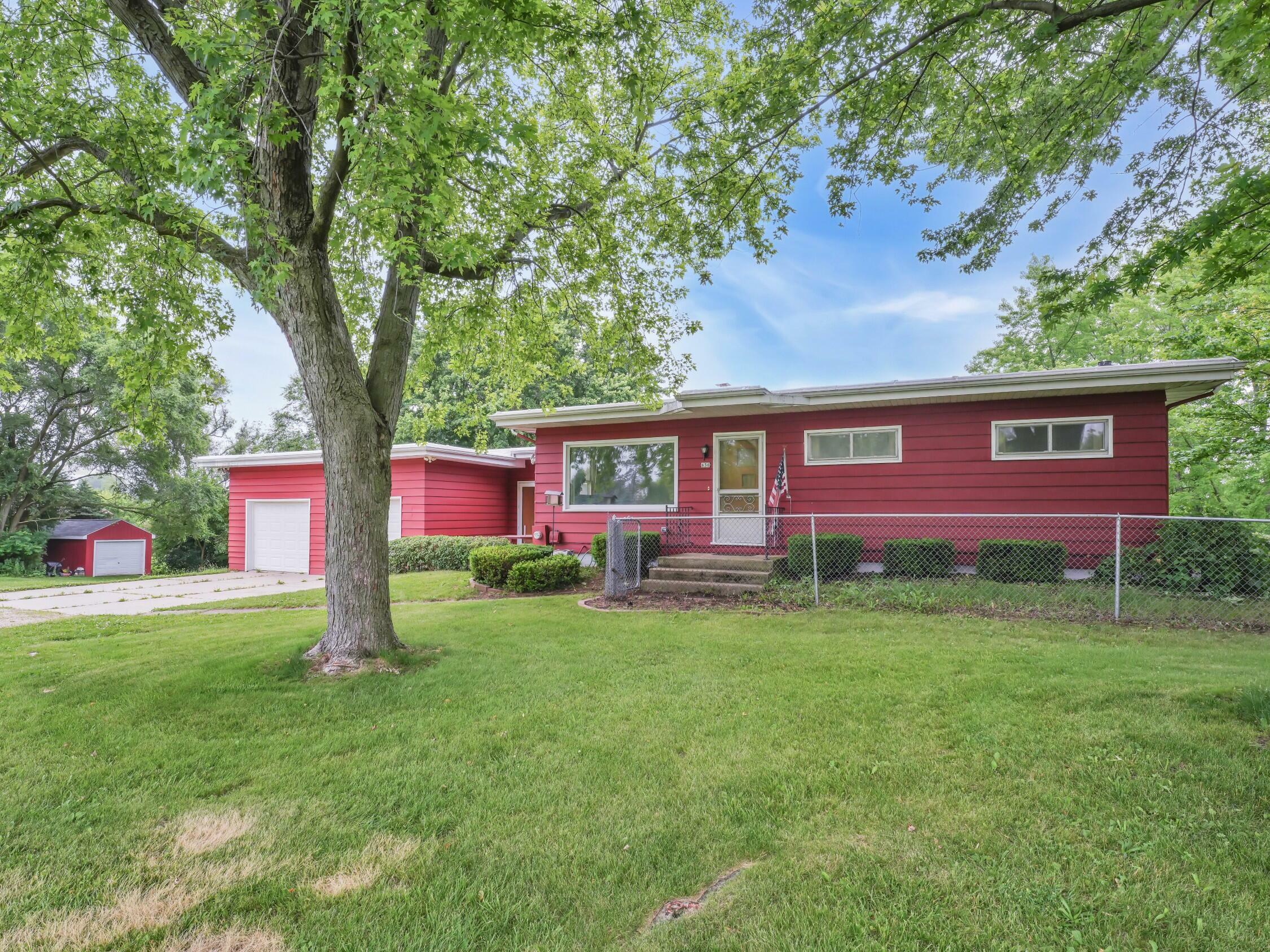 Property Photo: 630 S Wisconsin St WI 53190