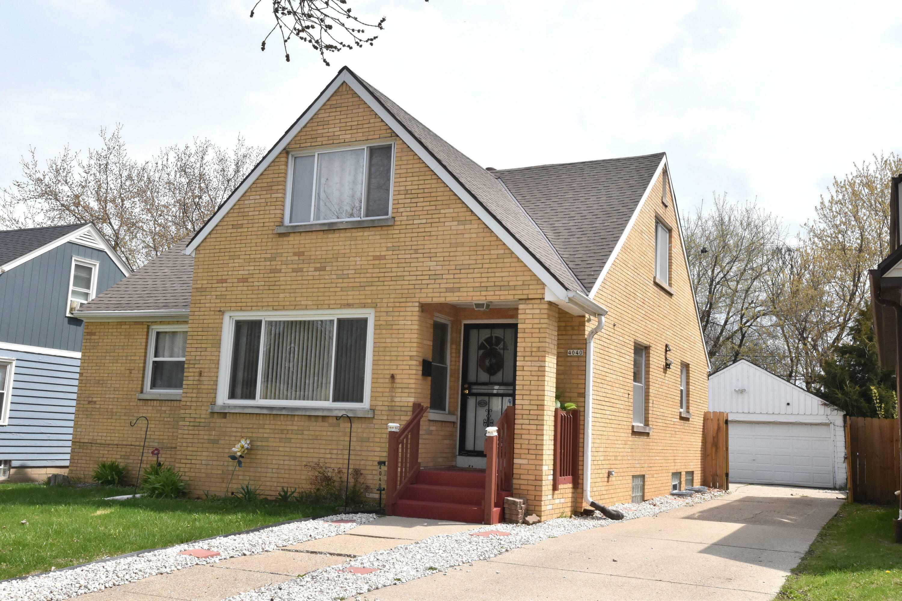 Property Photo: 4040 N 11th St WI 53209