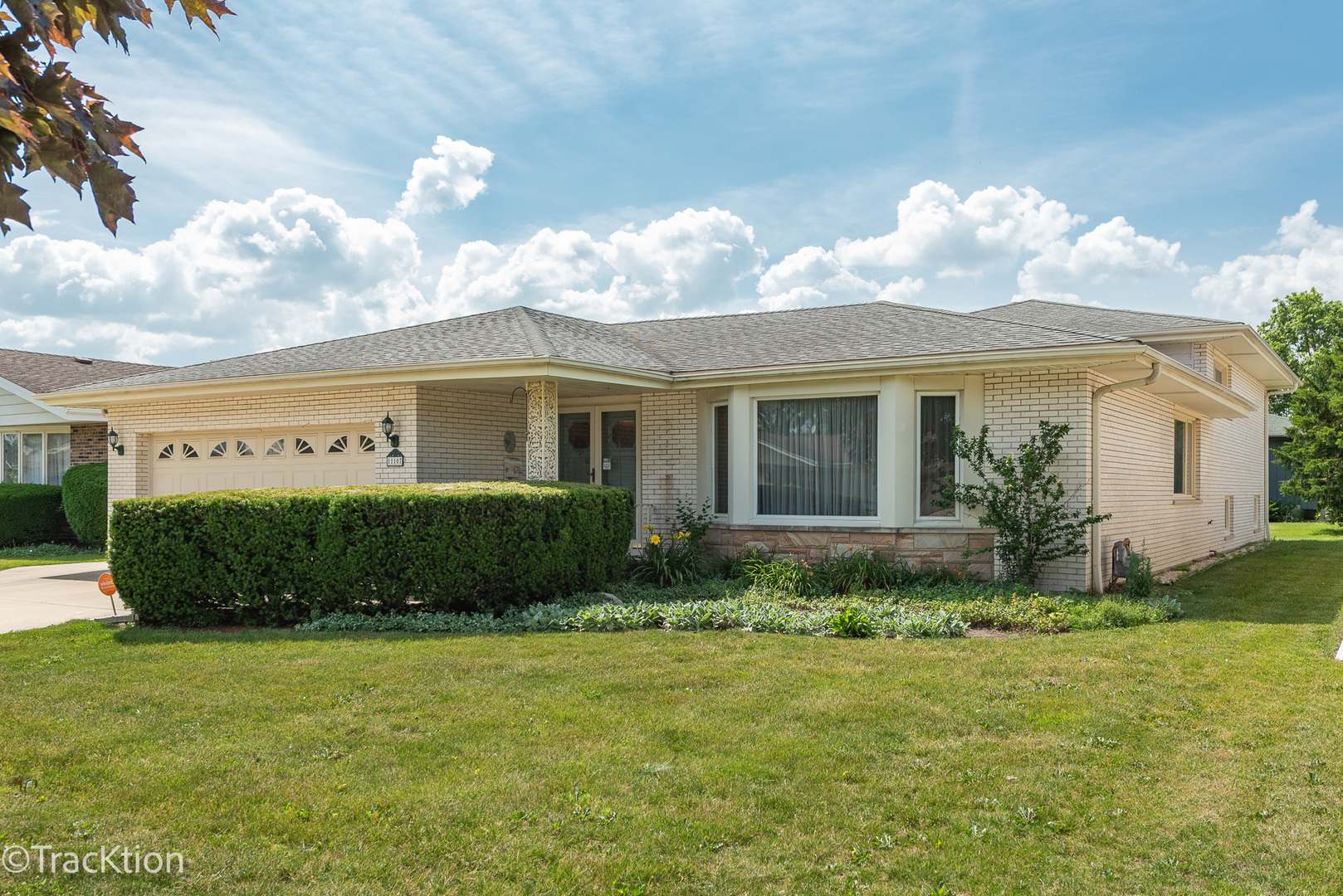 11107 Kingston Street  Westchester IL 60154 photo