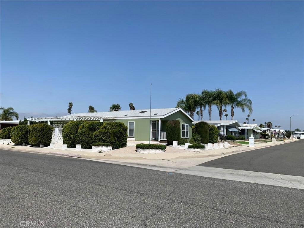 Property Photo: 945 Vallejo Drive CA 92543