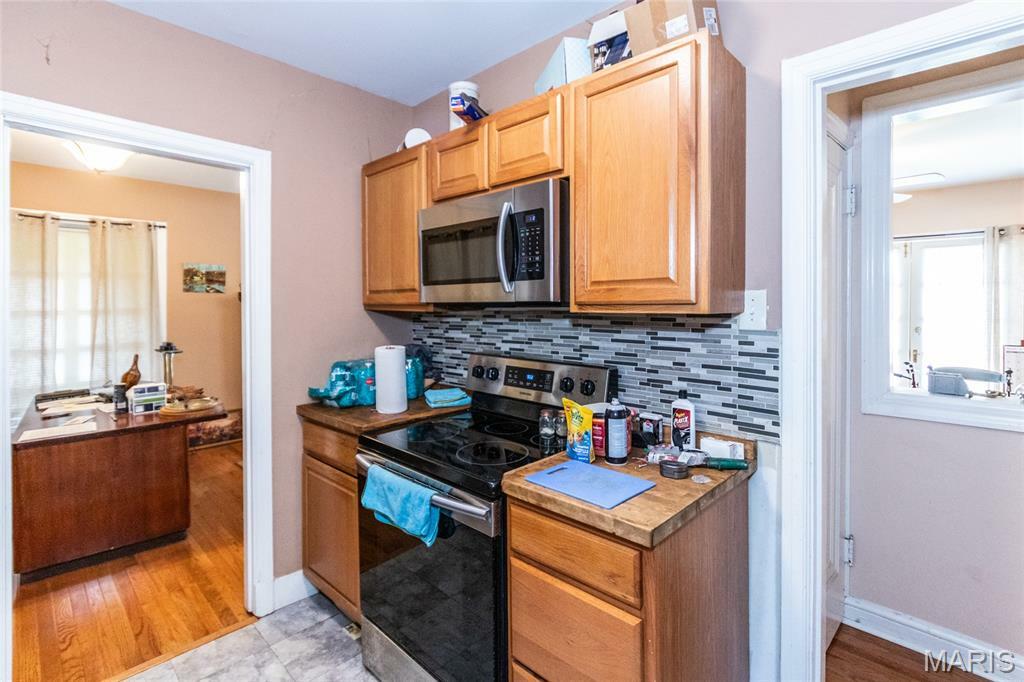 Property Photo: 9705 Riverview Drive MO 63137