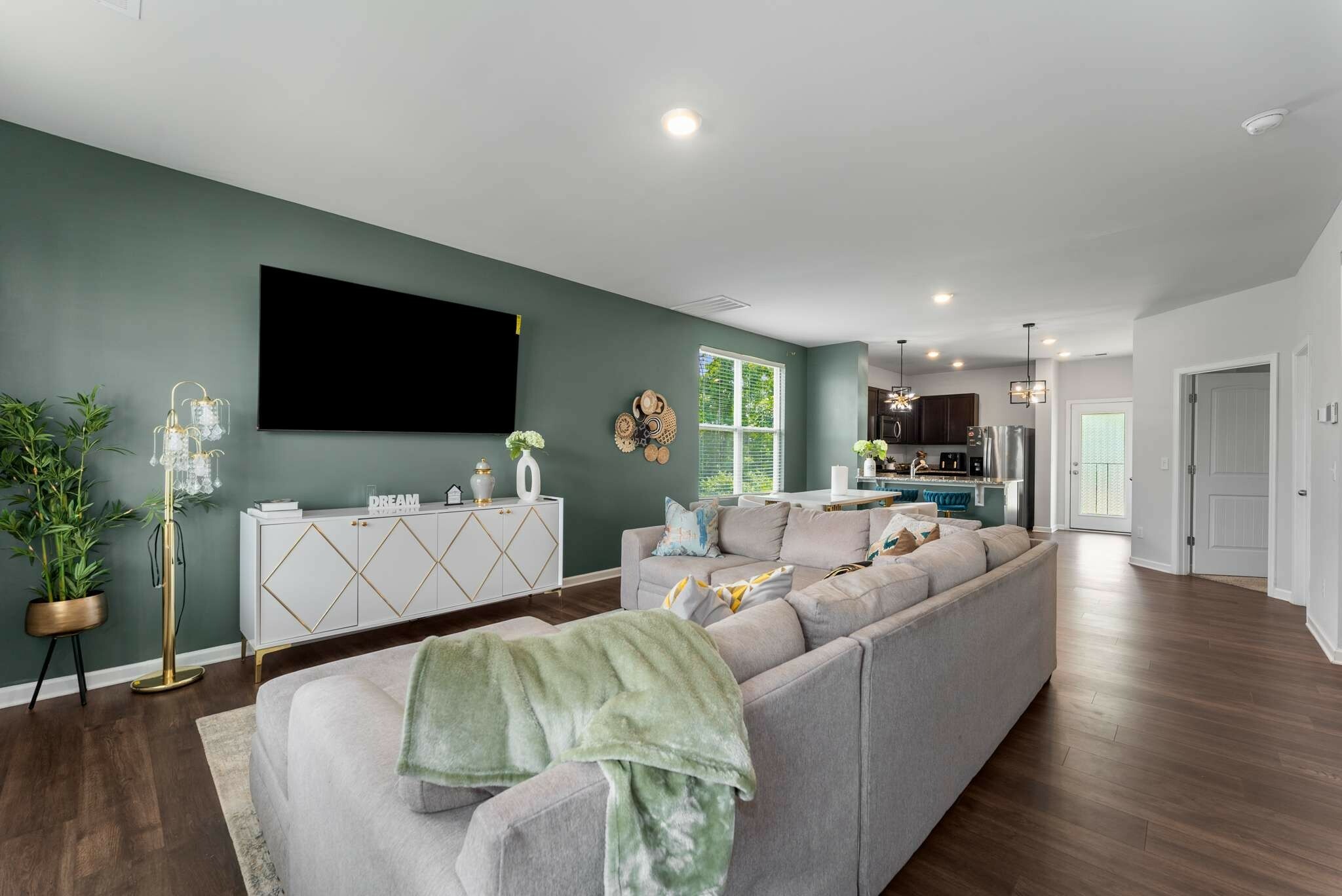 Property Photo: 1061 Woodbridge Blvd TN 37090