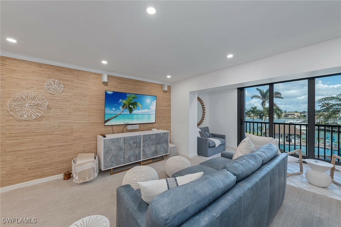 Property Photo:  2900 Gulf Shore Boulevard N 310  FL 34103 