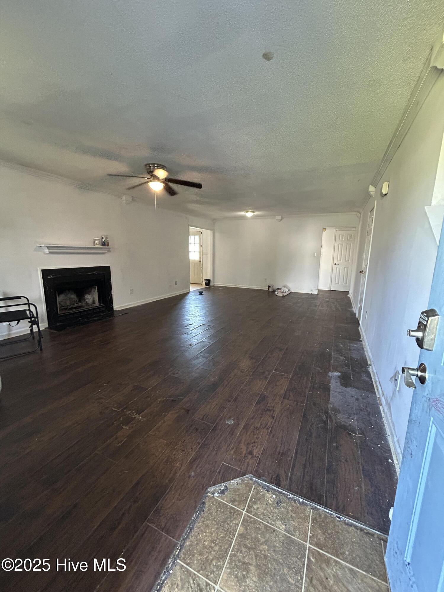 Property Photo: 301 Paddock Place NC 28546