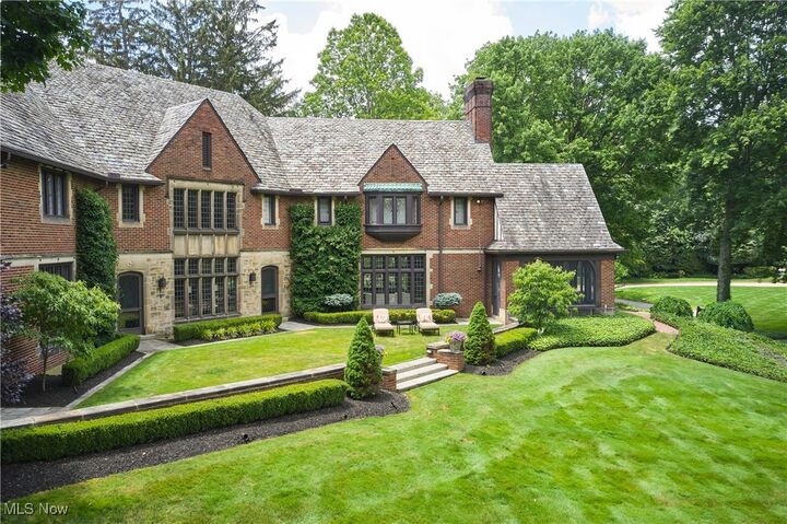 Property Photo: 47 S Wheaton Road OH 44313