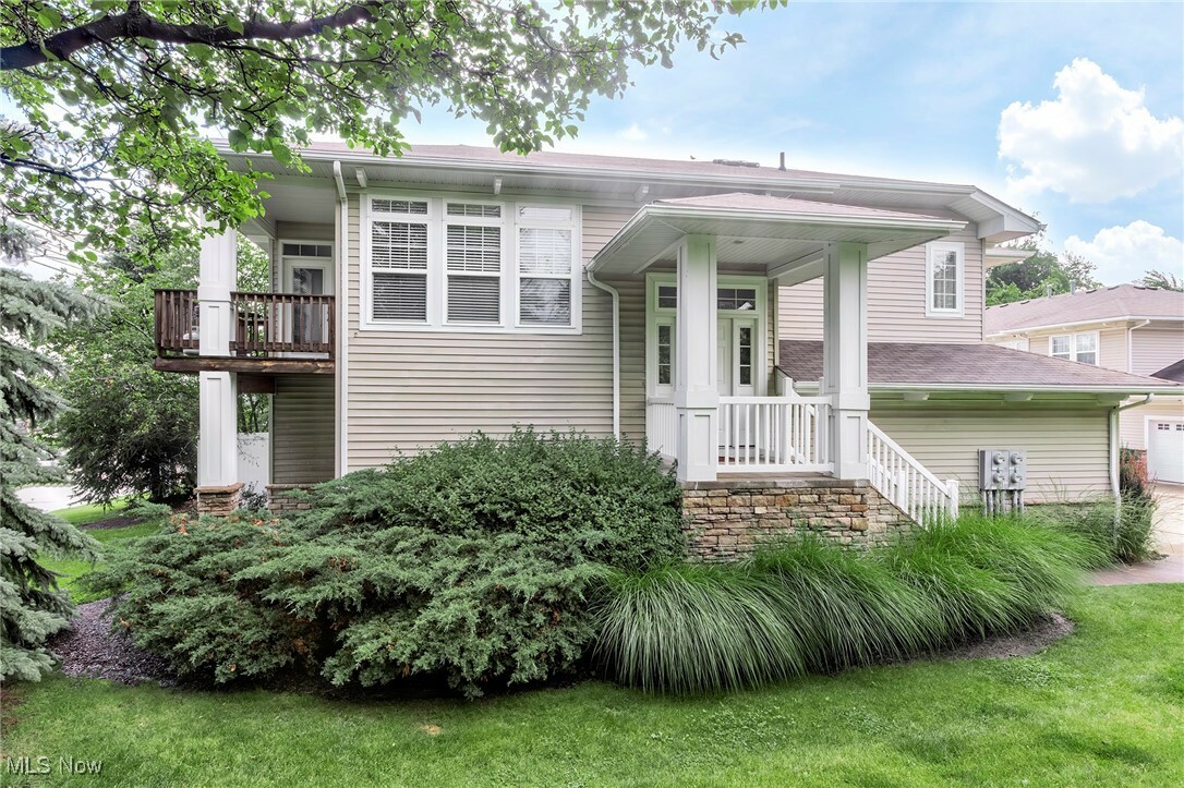 101 Stonegate Circle  Seven Hills OH 44131 photo