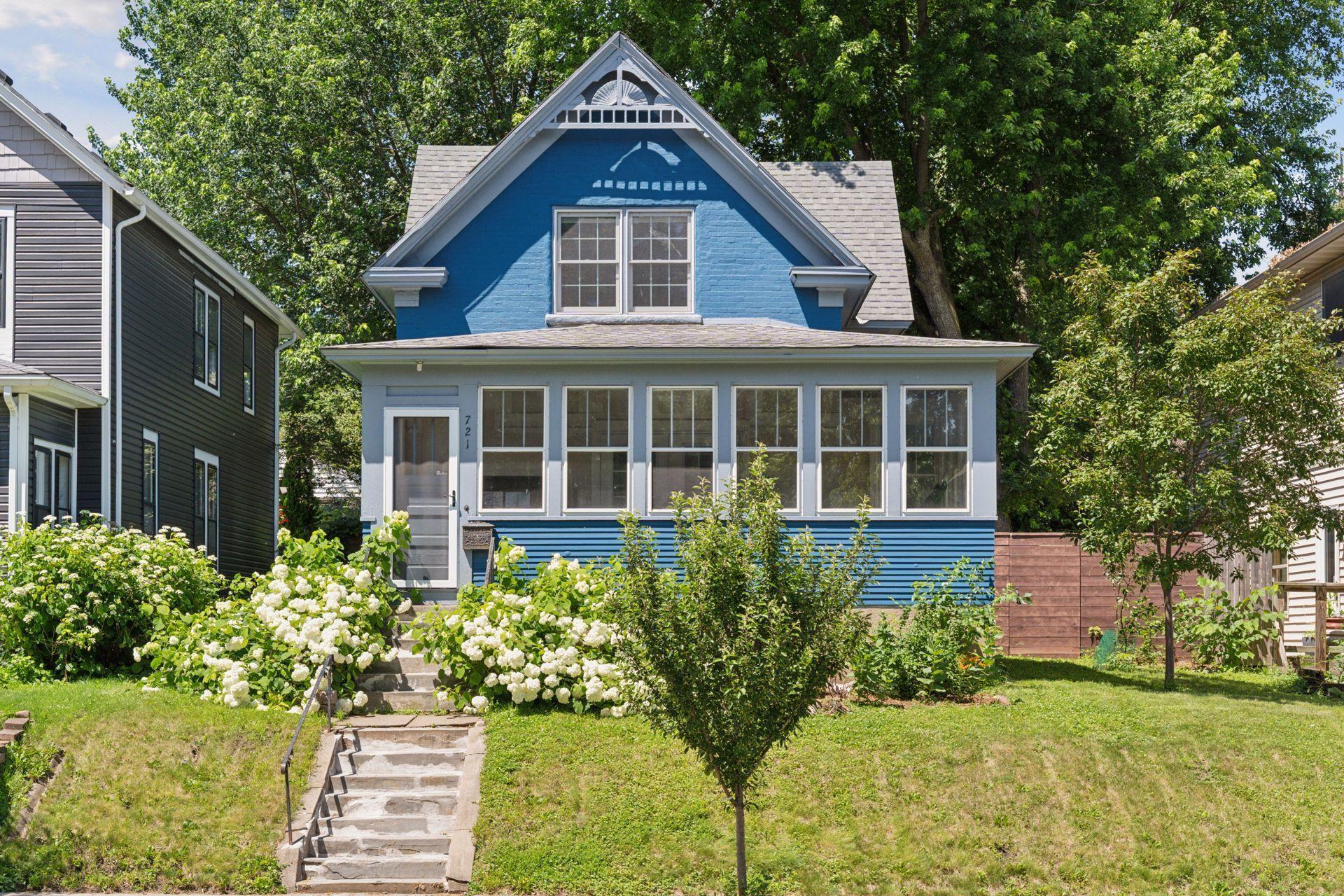 Property Photo:  721 Smith Avenue S  MN 55107 