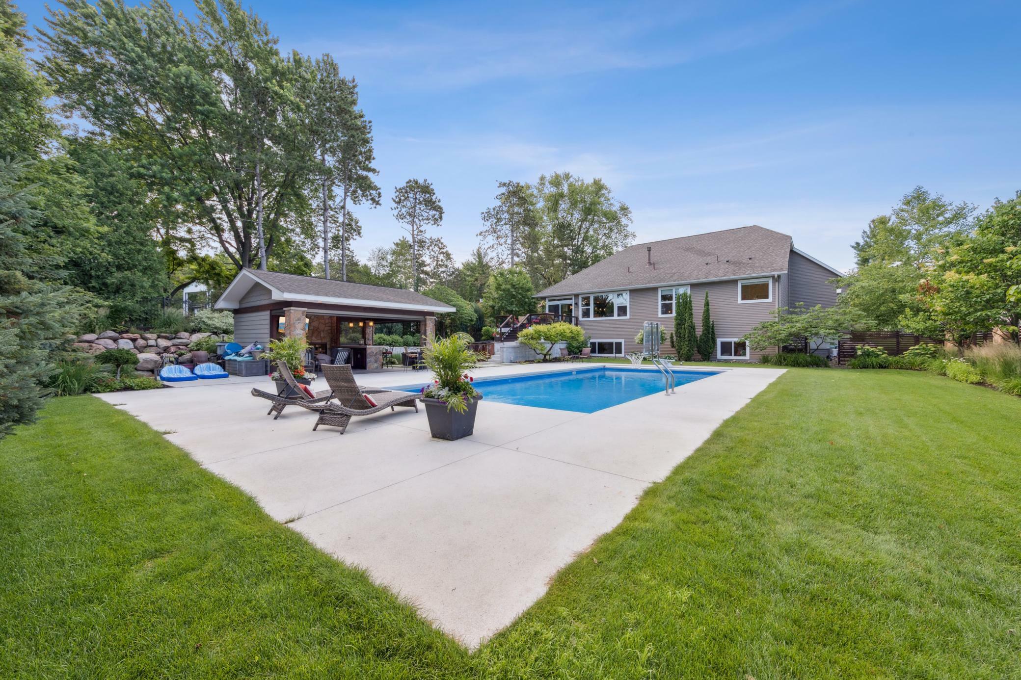 Property Photo: 641 Callahan Place MN 55118
