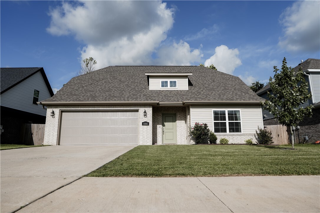 Property Photo: 4301 SW Bison Street AR 72713