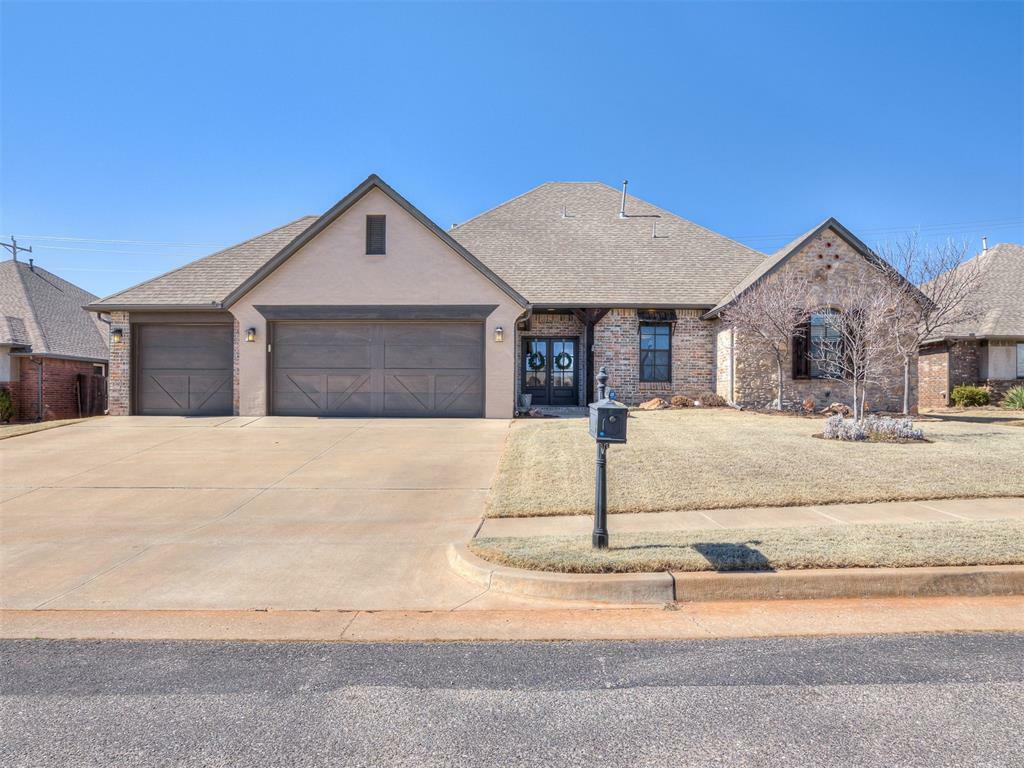 Property Photo: 16125 James Thomas Court OK 73013