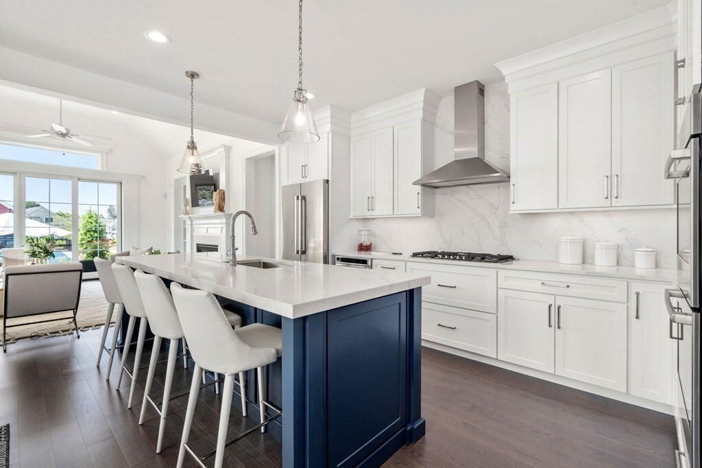 Property Photo: 5 Pioneer Road Unit 5 MA 01701