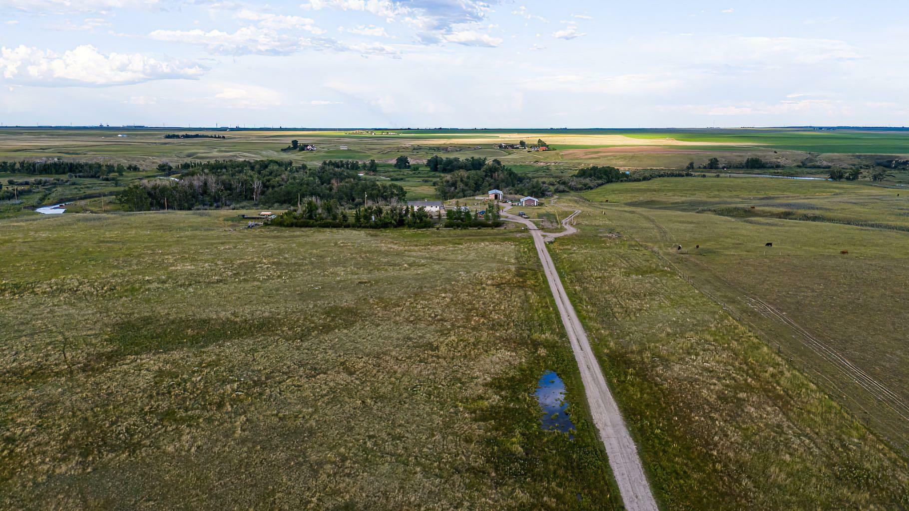 Property Photo:  131041 Range Road 281  AB T0L 0T0 