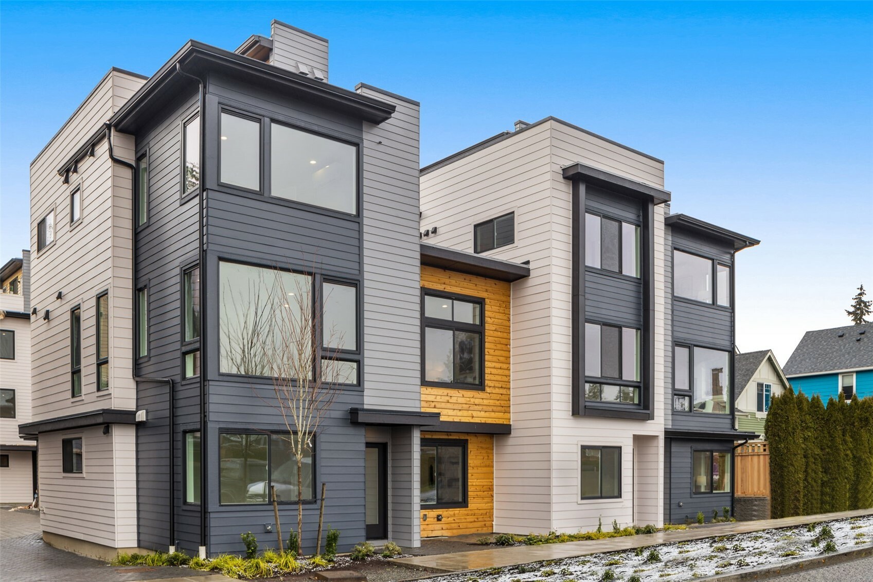 Property Photo: 9225 D 14th Avenue NW WA 98117