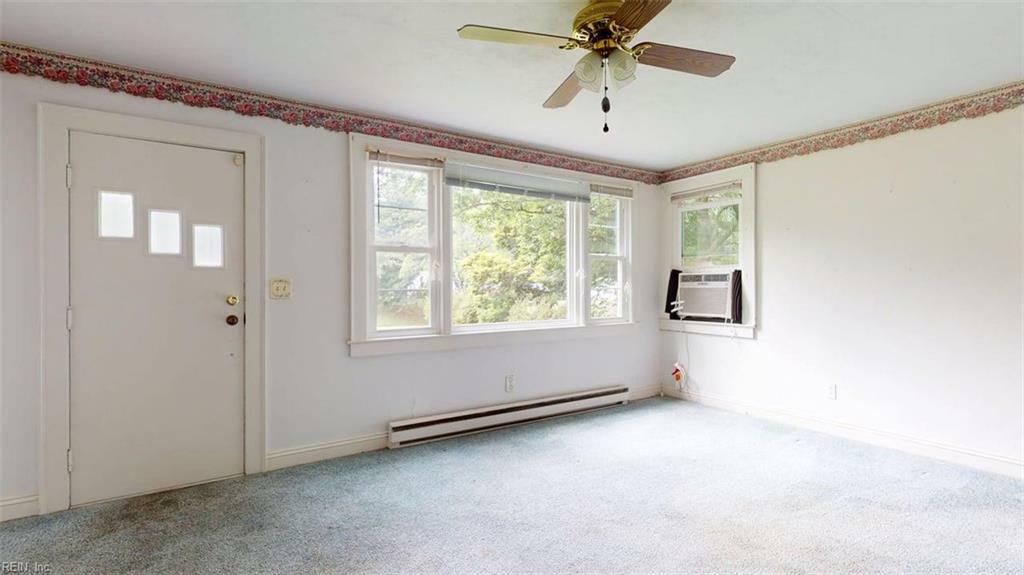 Property Photo: 1324 Wilroy Rd VA 23434