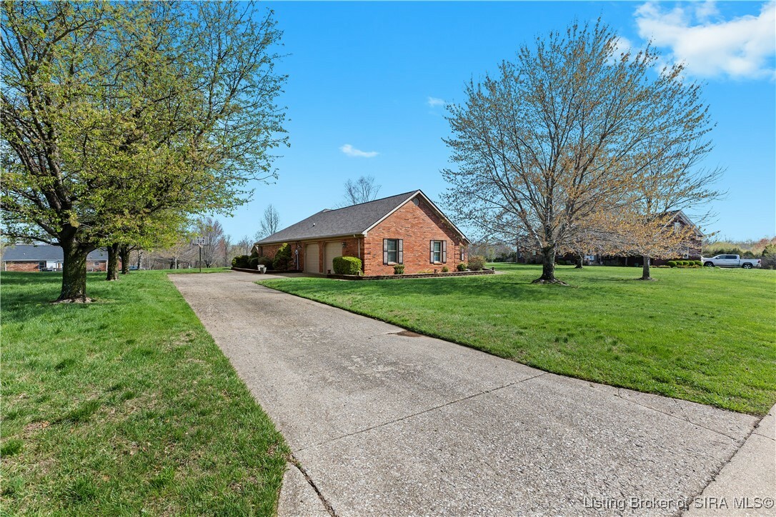 Property Photo: 3886 Highland Lake Drive IN 47122