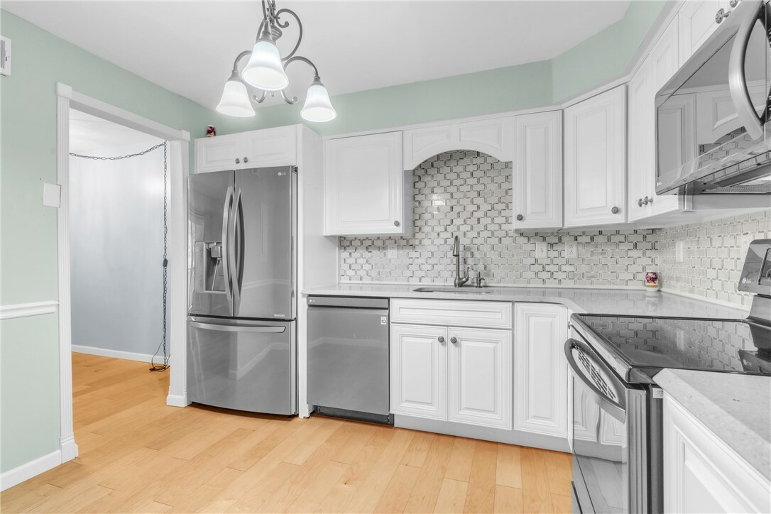 Property Photo:  555 Sloop Road 12  PA 15237 