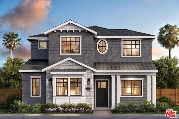 Property Photo:  618 10th St  CA 90402