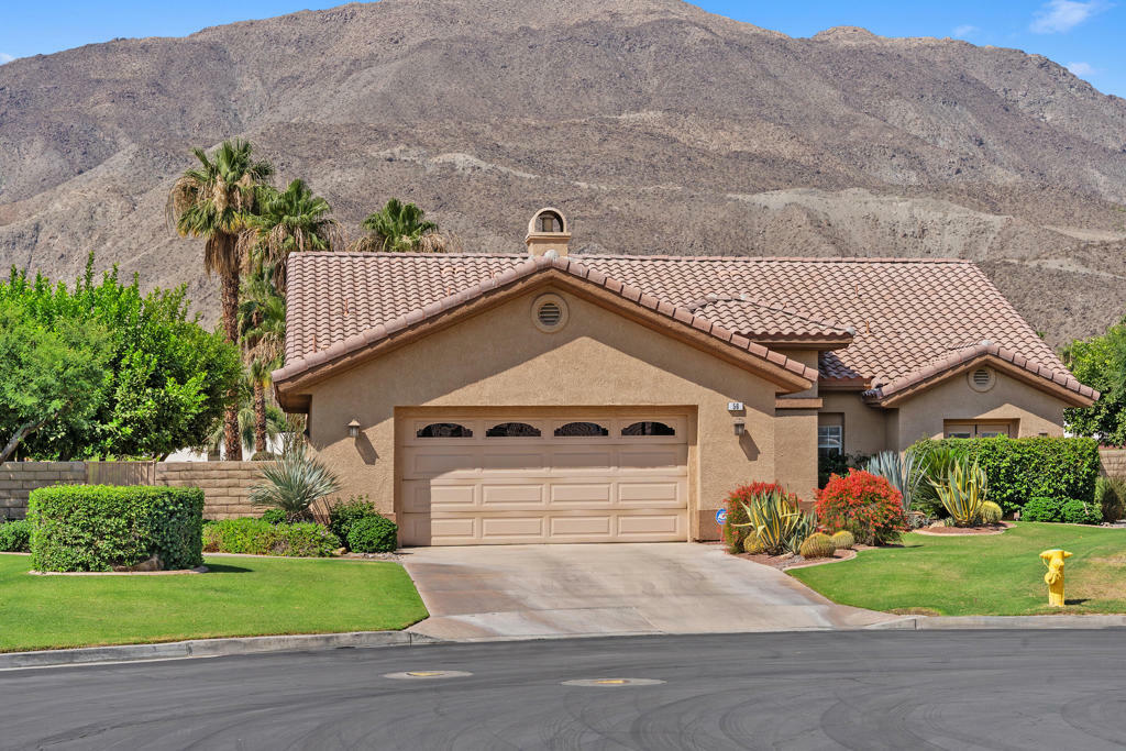 Property Photo: 56 White Sun Way CA 92270