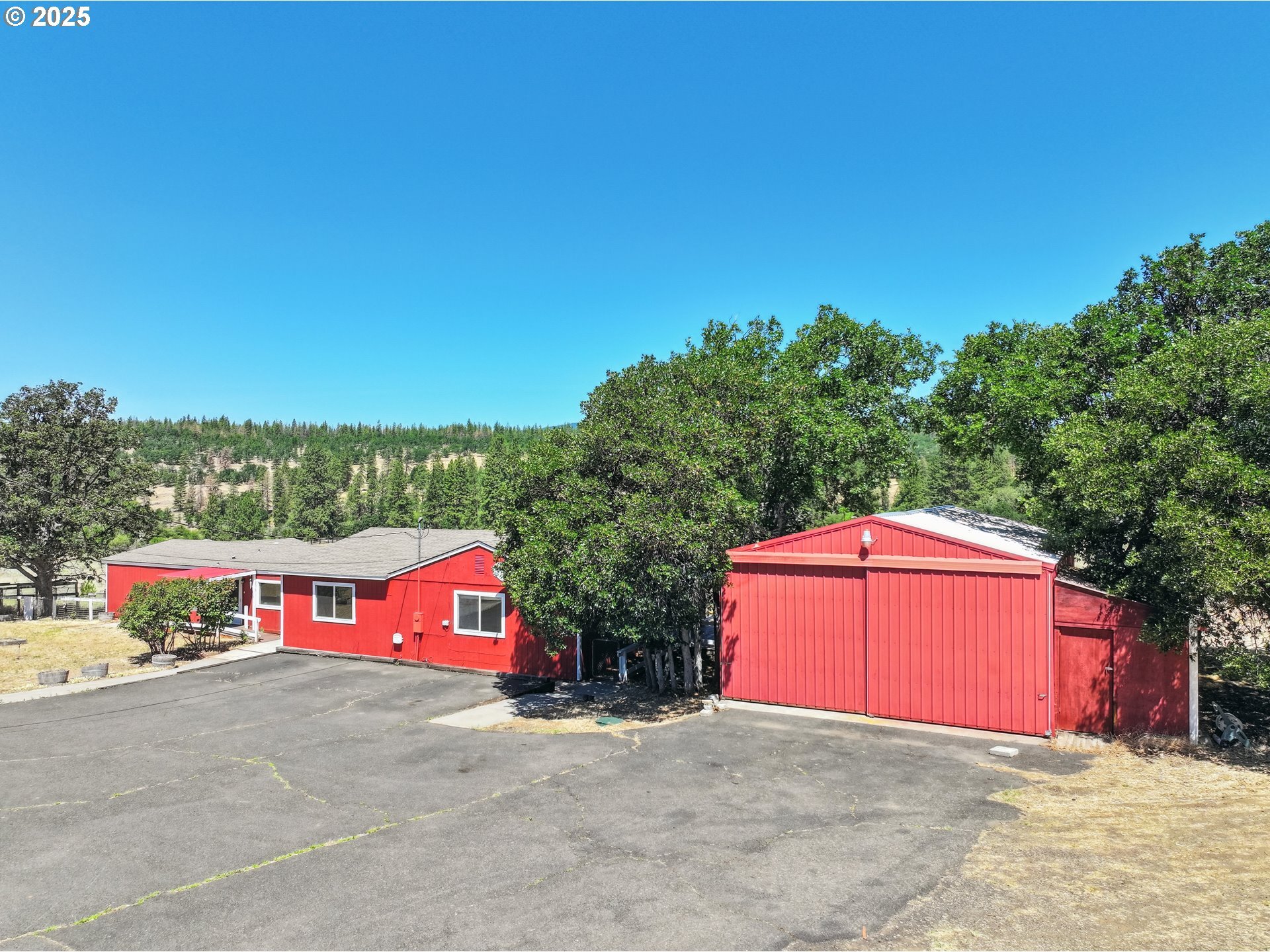 Property Photo: 195 Woodland Rd WA 98620