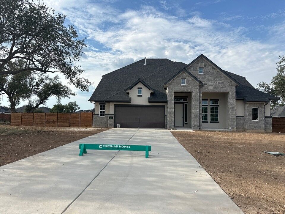 Property Photo: 1100 Painted Horse Drive TX 78633