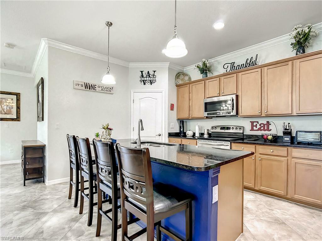 Property Photo: 2846 Via Piazza Loop FL 33905