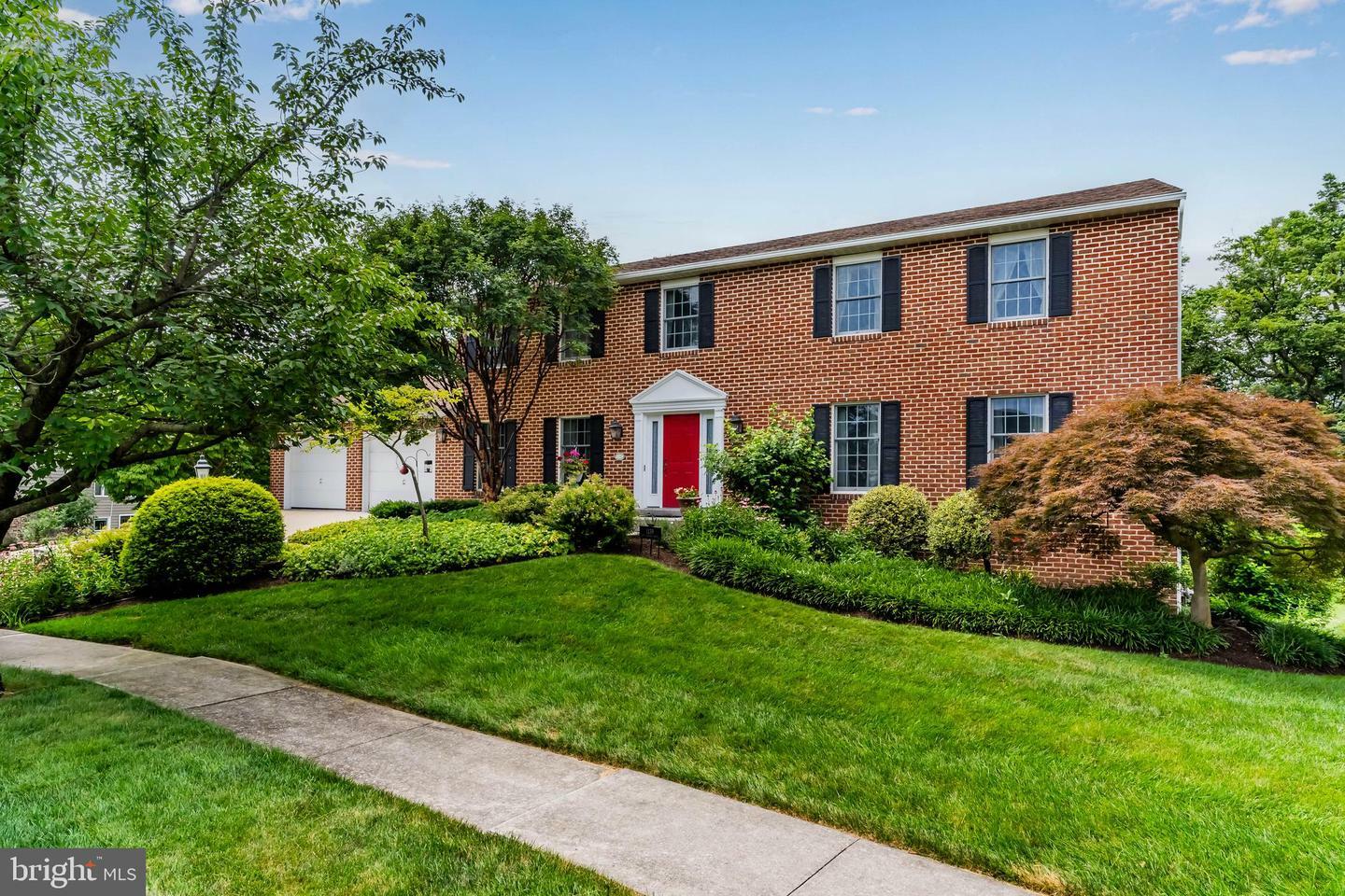 Property Photo:  1139 Dry Powder Circle  PA 17050 