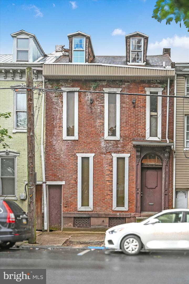 Property Photo:  820 Franklin Street  PA 19602 