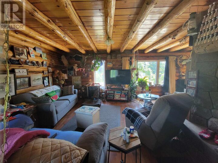 Property Photo: 2867 Barwick Rd N ON P0W 1N0