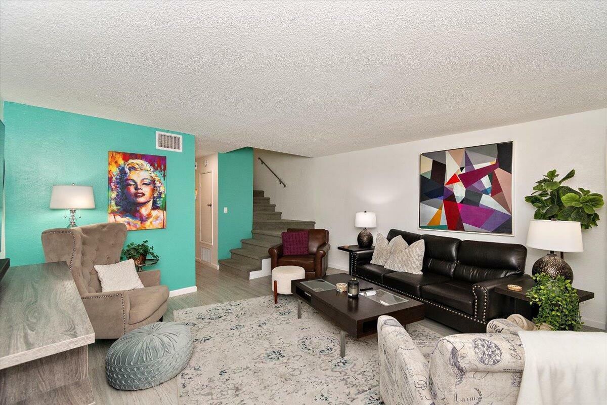 Property Photo: 2074 N Mira Vista Way CA 92262