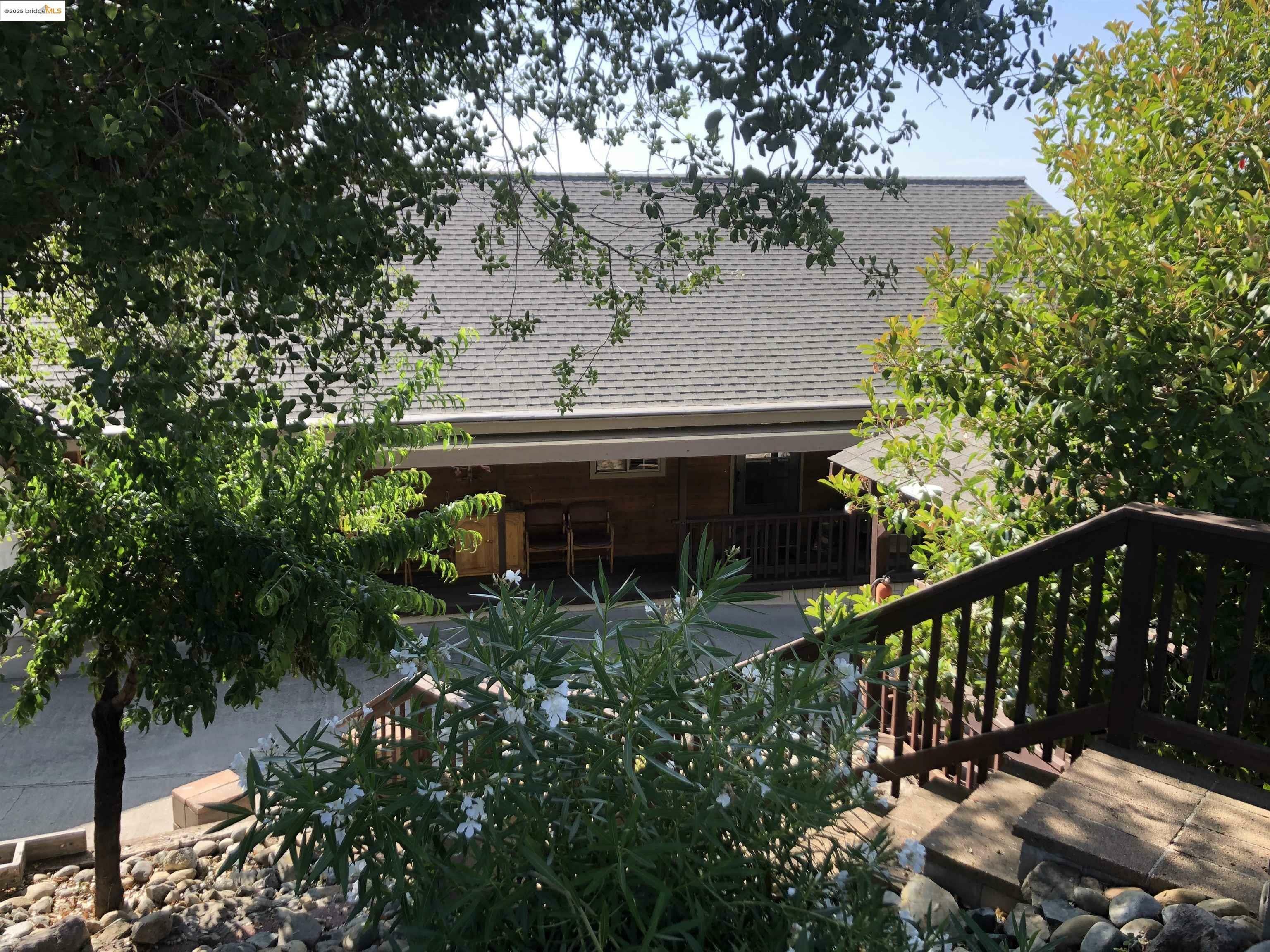 Property Photo: 21239 Pokie Dr. CA 95372