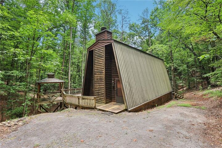Property Photo:  2147 Sautee Trail  GA 30571 