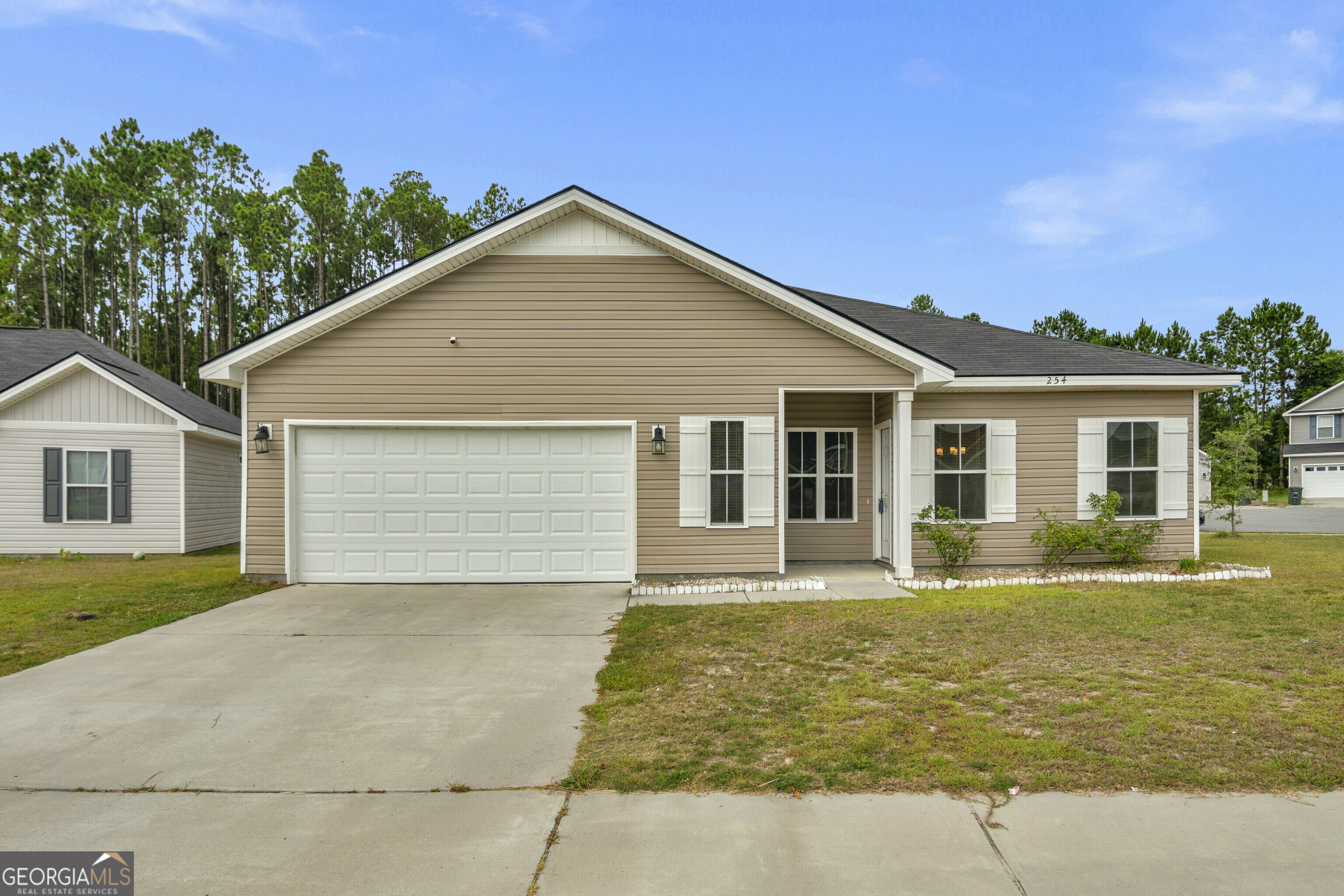 Property Photo: 254 Grayson Avenue GA 31313