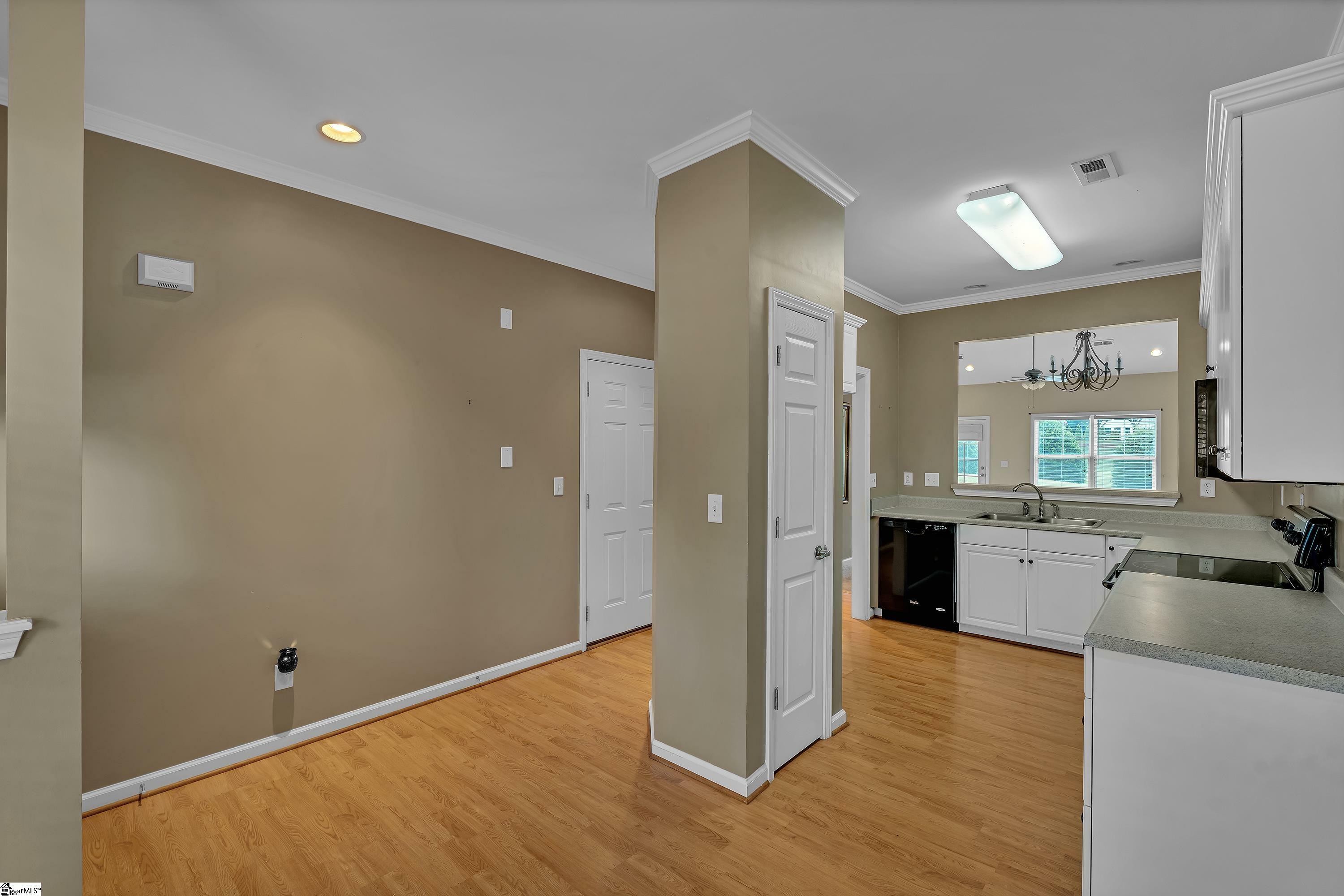 Property Photo:  7 Rain Flower Drive  SC 29615 