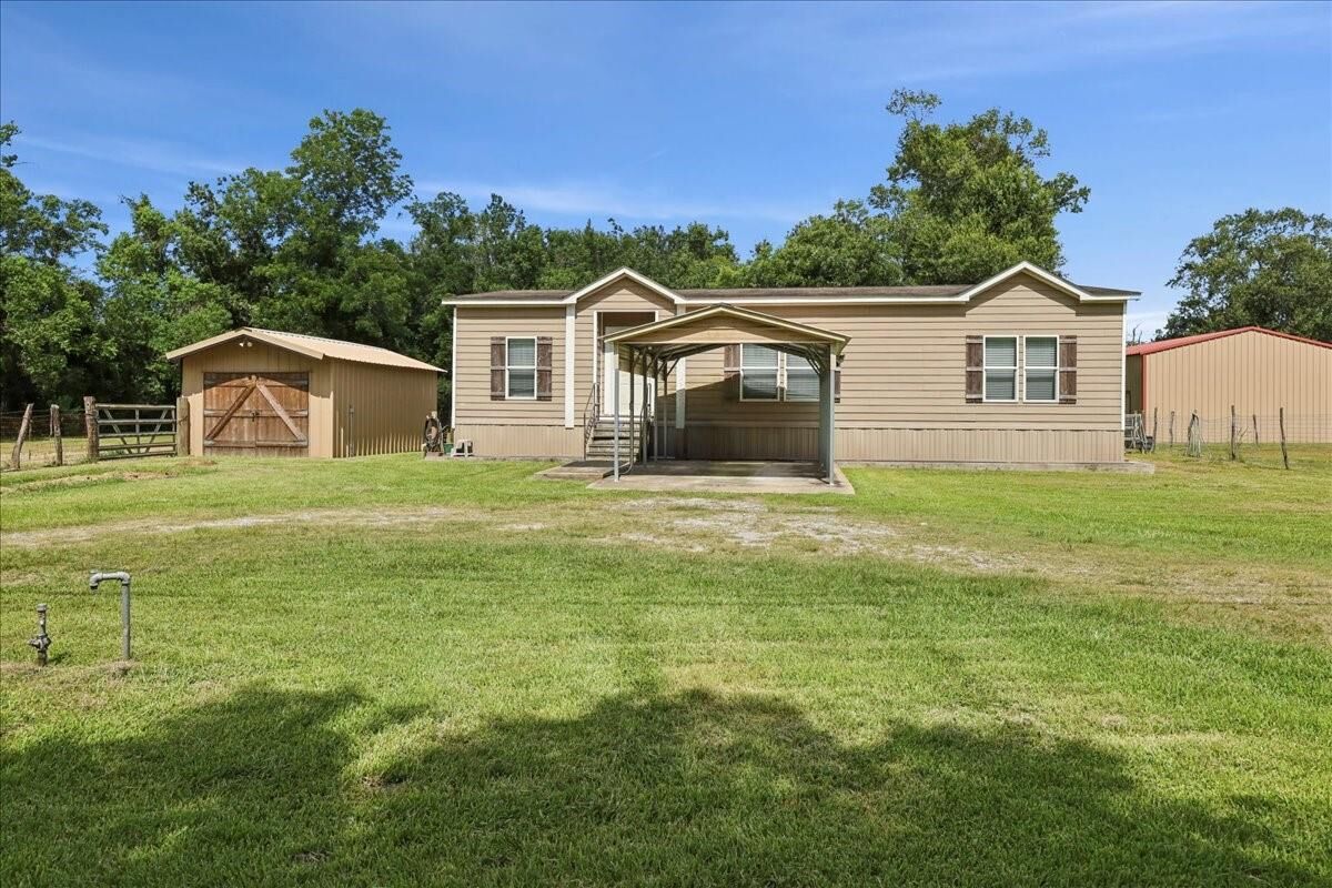 Property Photo:  2092 Bancroft  TX 77632 