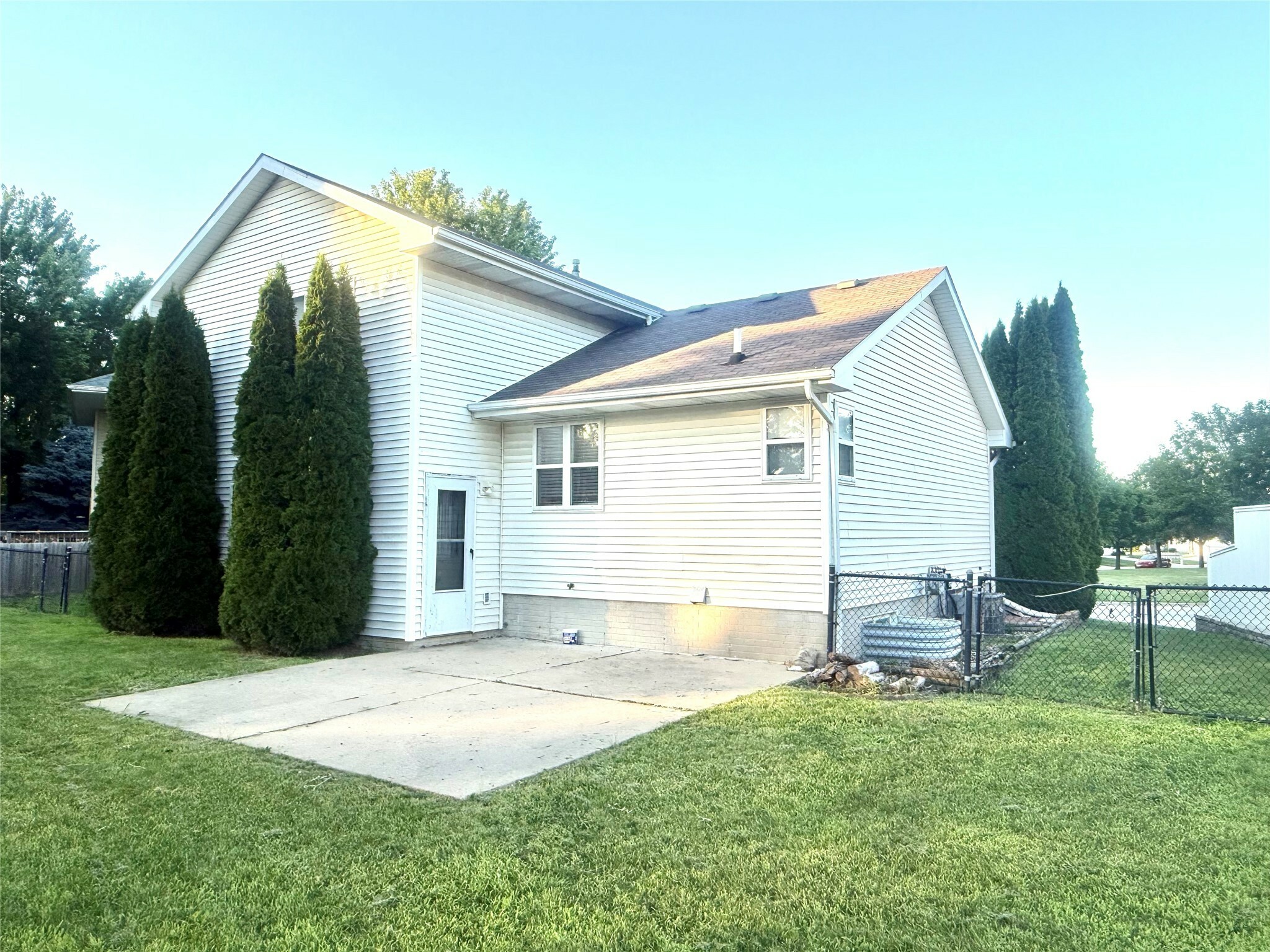 Property Photo:  2825 SW Tradition Circle  IA 50023 