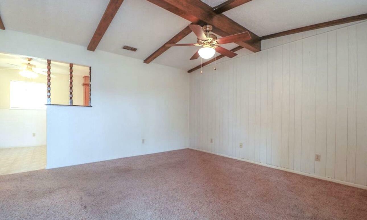 Property Photo: 208 N Avenue N TX 79401