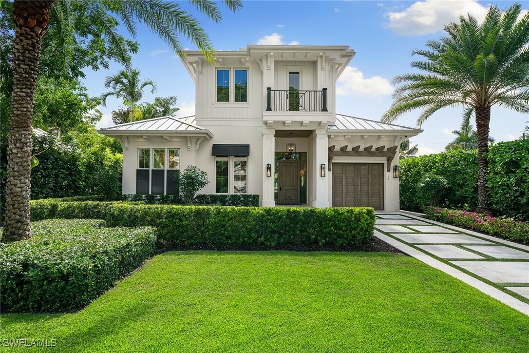 Property Photo:  150 6th Street N  FL 34102 