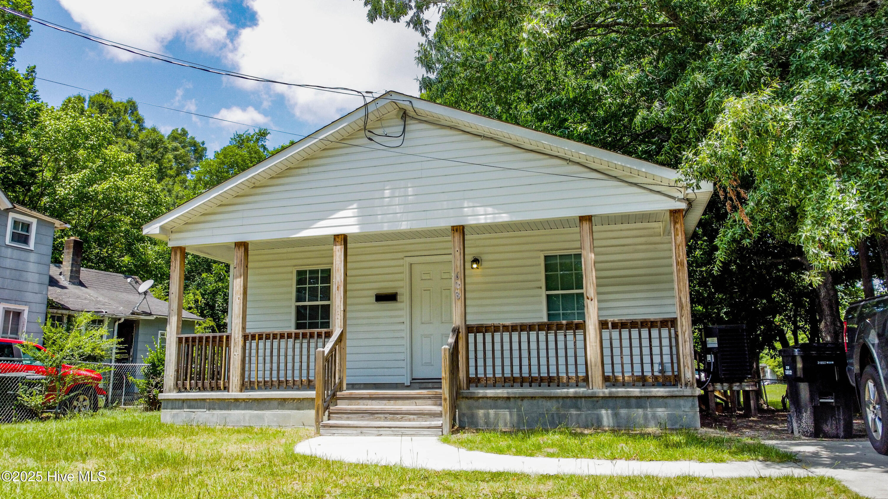 Property Photo: 608 Factory Street NC 27909