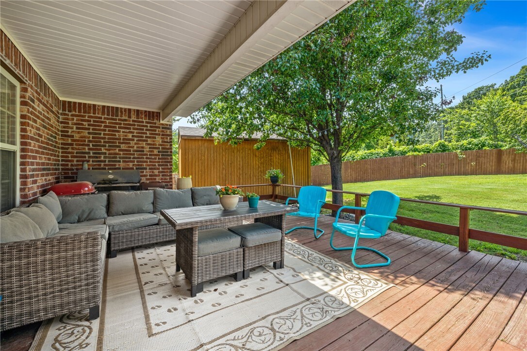 Property Photo: 12596 Richardson Road AR 72730