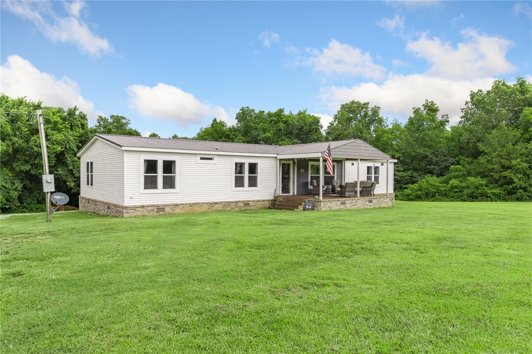 Property Photo: 3503 E 206 Highway AR 72633