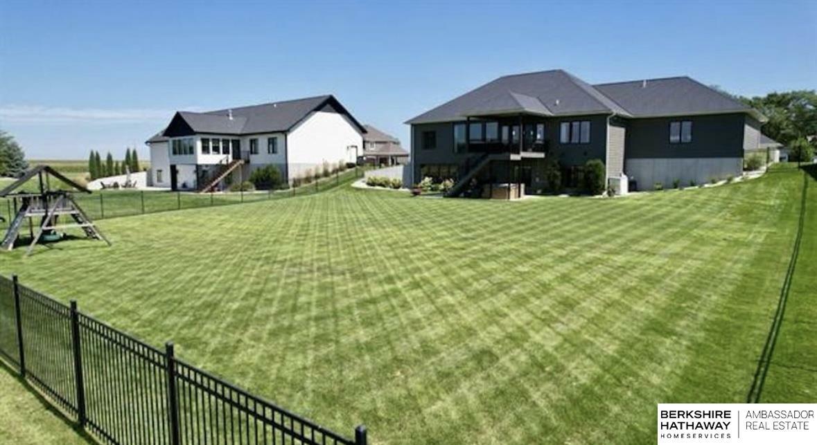 Property Photo: 6752 56th Avenue Place NE 68601