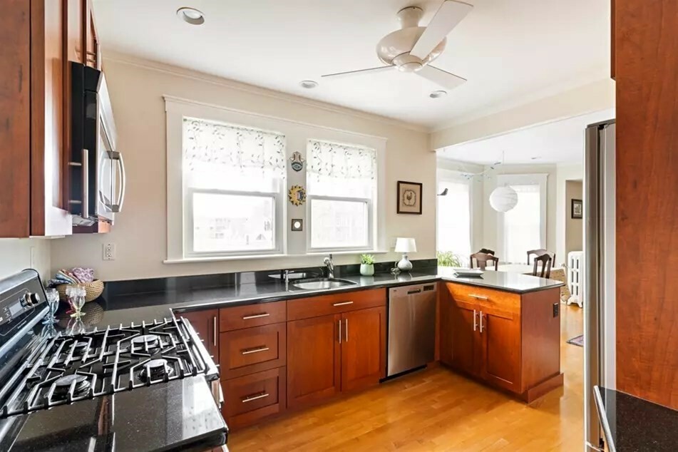 Property Photo: 22 Centre St 8 MA 02139
