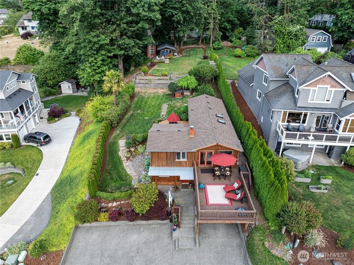 Property Photo:  819  Berg Court NW  WA 98335 