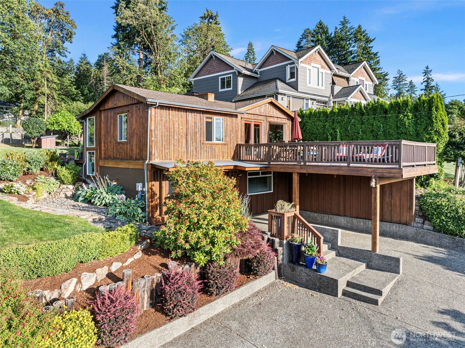Property Photo: 819 Berg Court NW WA 98335